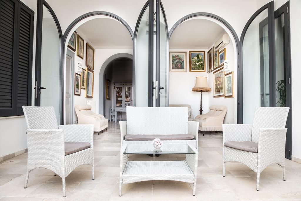 Palazzo Angelelli Bed and Breakfast Gallipoli Buitenkant foto